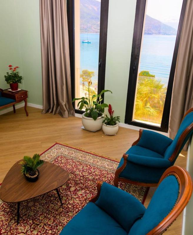 Hotel Bologna Vlorë Εξωτερικό φωτογραφία