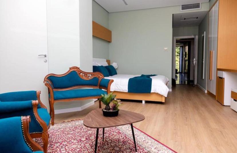 Hotel Bologna Vlorë Εξωτερικό φωτογραφία