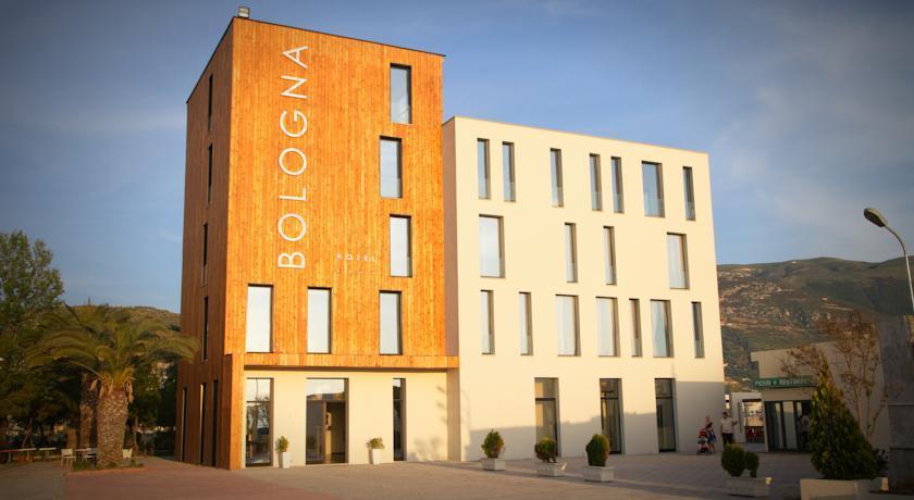 Hotel Bologna Vlorë Εξωτερικό φωτογραφία