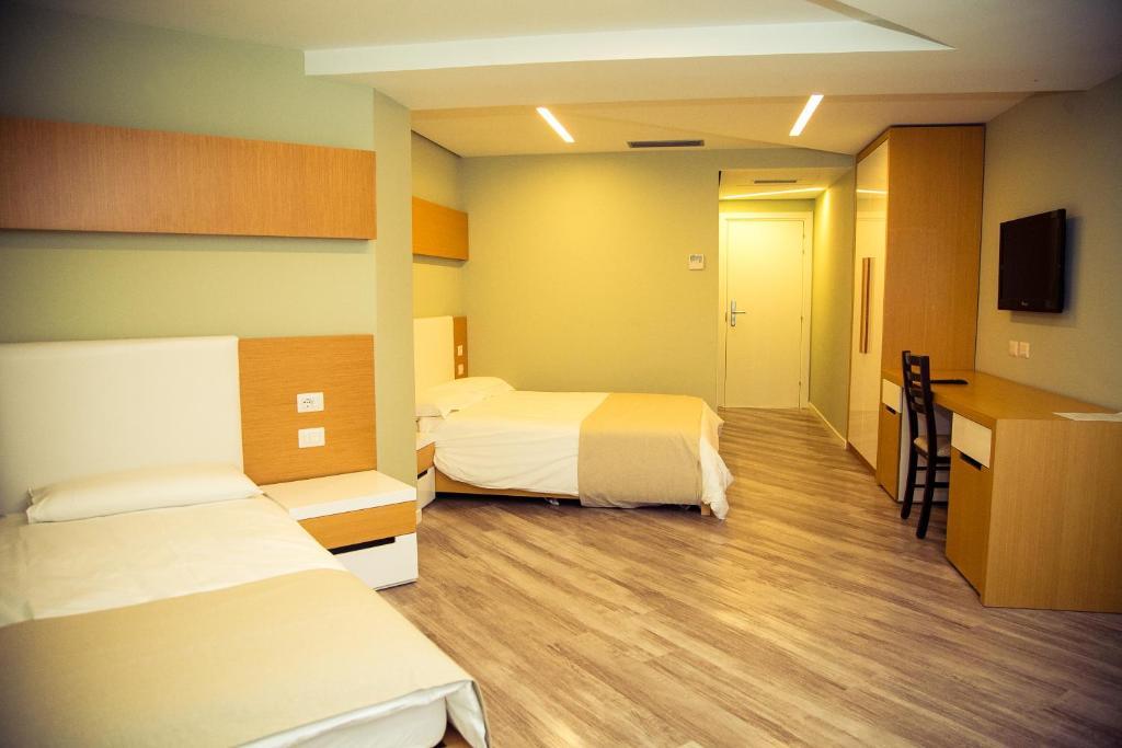 Hotel Bologna Vlorë Εξωτερικό φωτογραφία